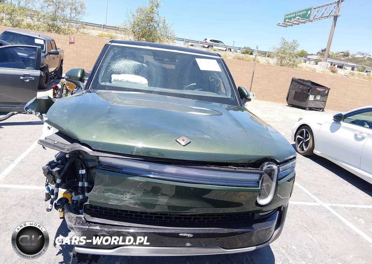 2025 Rivian R1S VIN:7PDSGBBAXSN069279 - 13