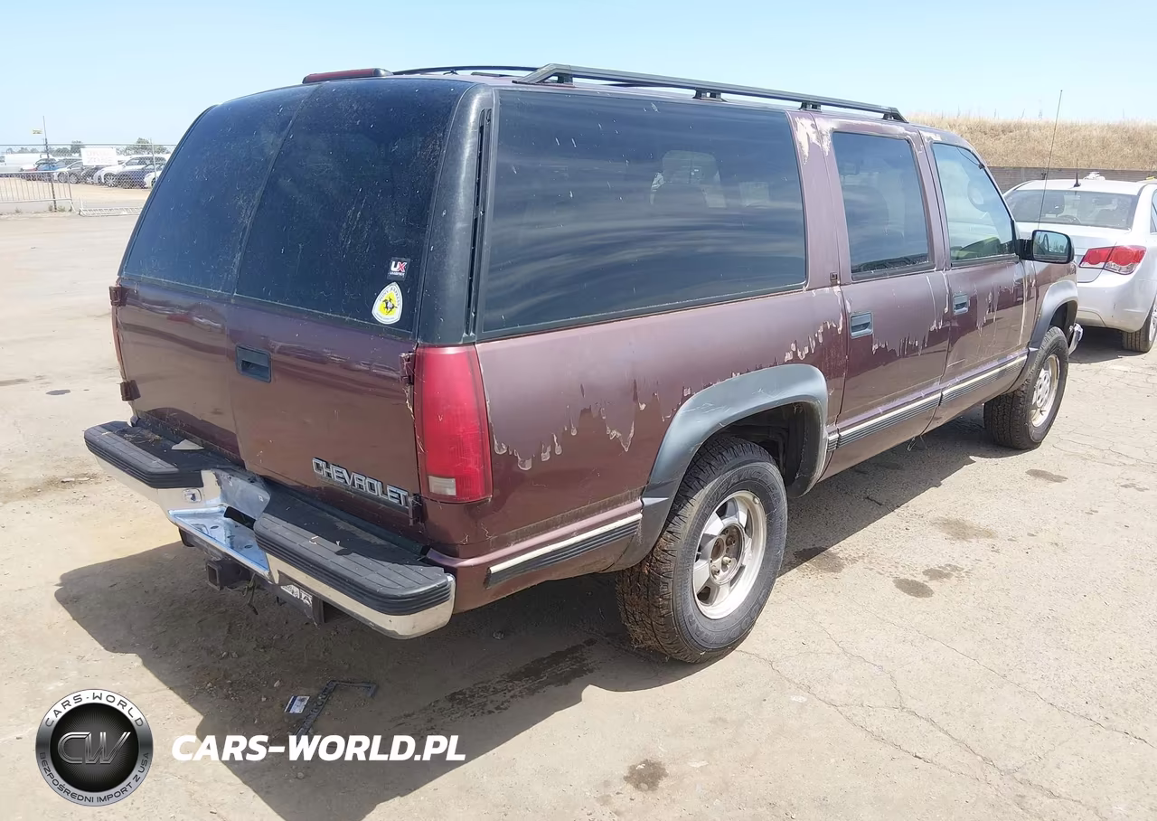 1996 Chevrolet Suburban K1500 VIN:3GNFK16R6TG156258 - 4