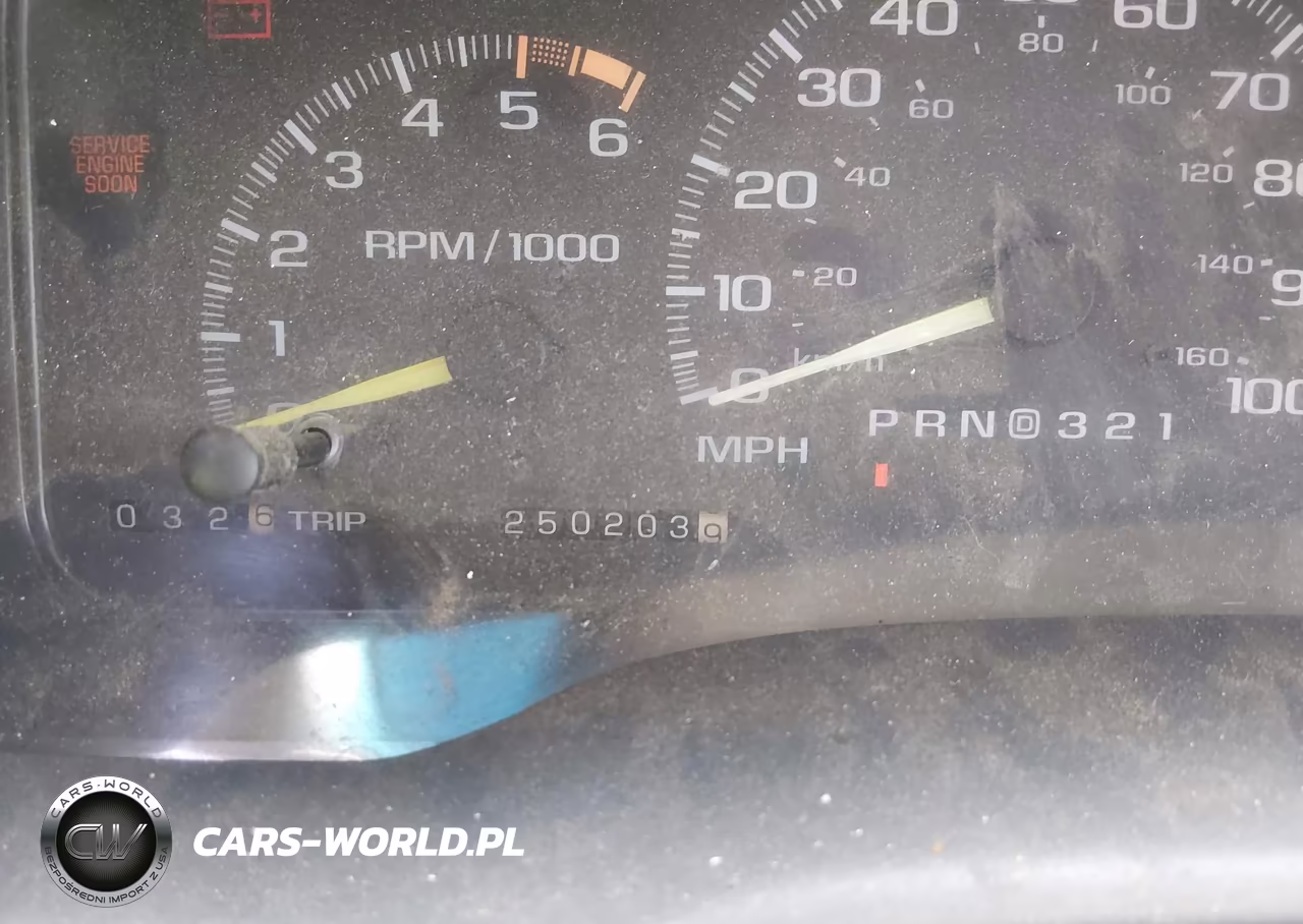1996 Chevrolet Suburban K1500 VIN:3GNFK16R6TG156258 - 7