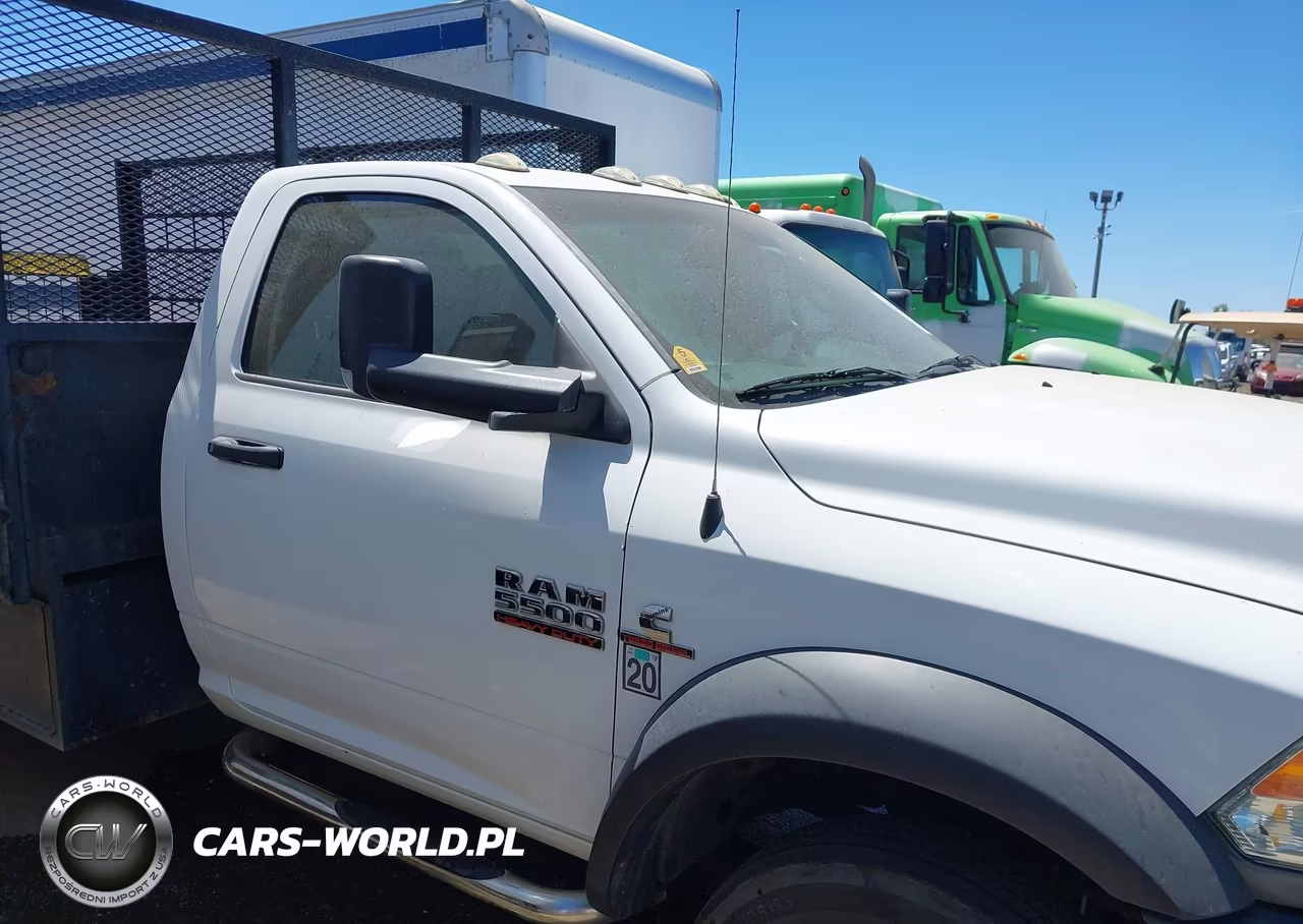 2016 Ram 5500 Chassis Tradesman-Slt VIN:3C7WRMBL4GG381763 - 17