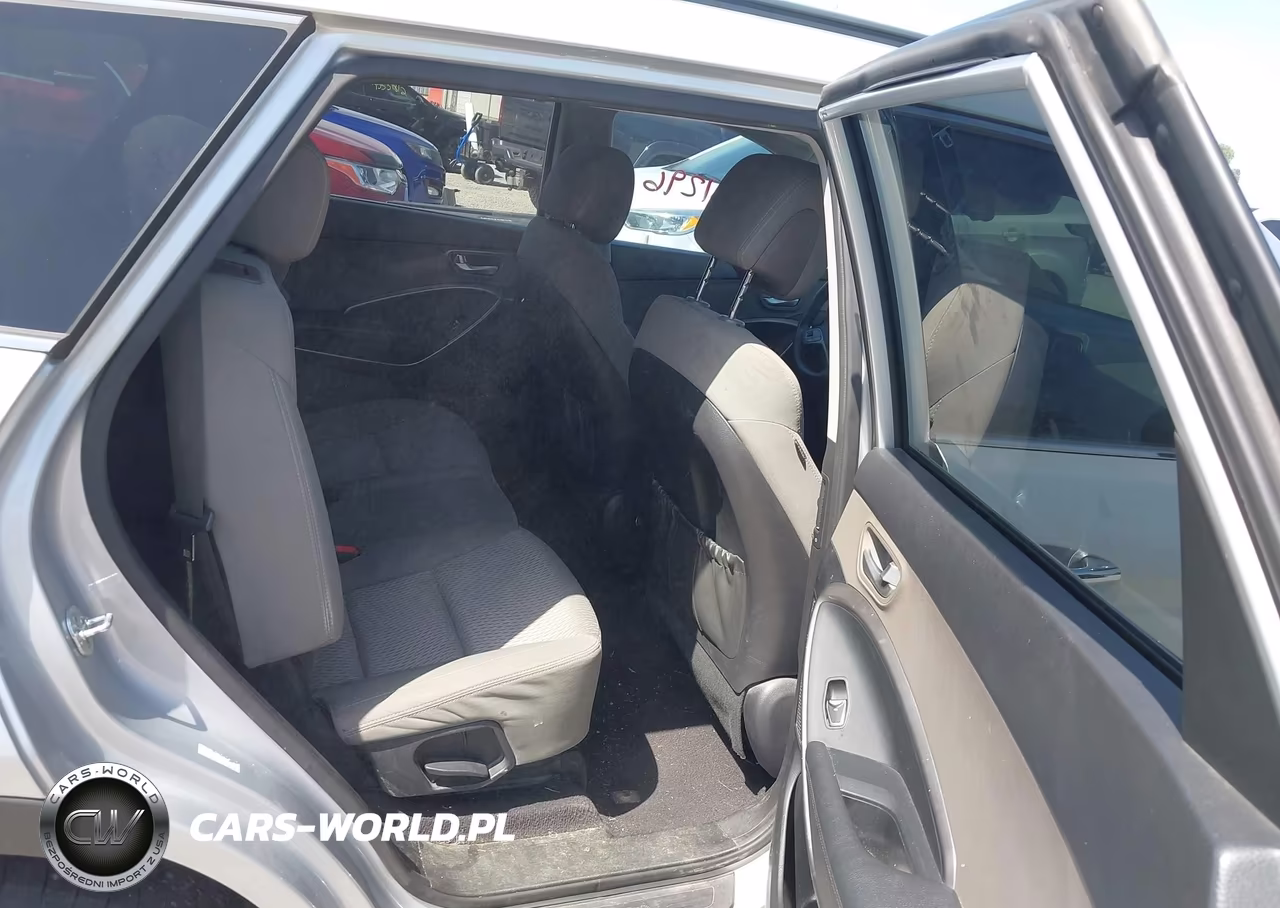 2017 Hyundai Santa Fe Se VIN:KM8SM4HF0HU220753 - 8