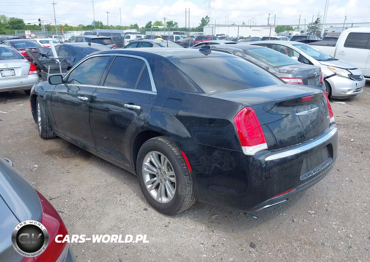 2017 Chrysler 300C VIN:2C3CCAEG2HH570819 - 3