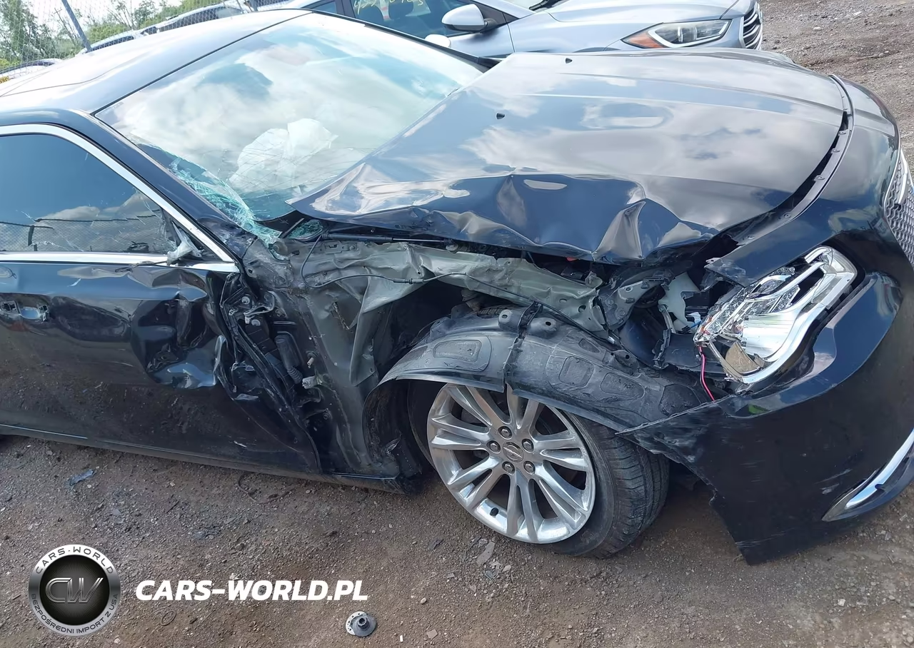 2017 Chrysler 300C VIN:2C3CCAEG2HH570819 - 6