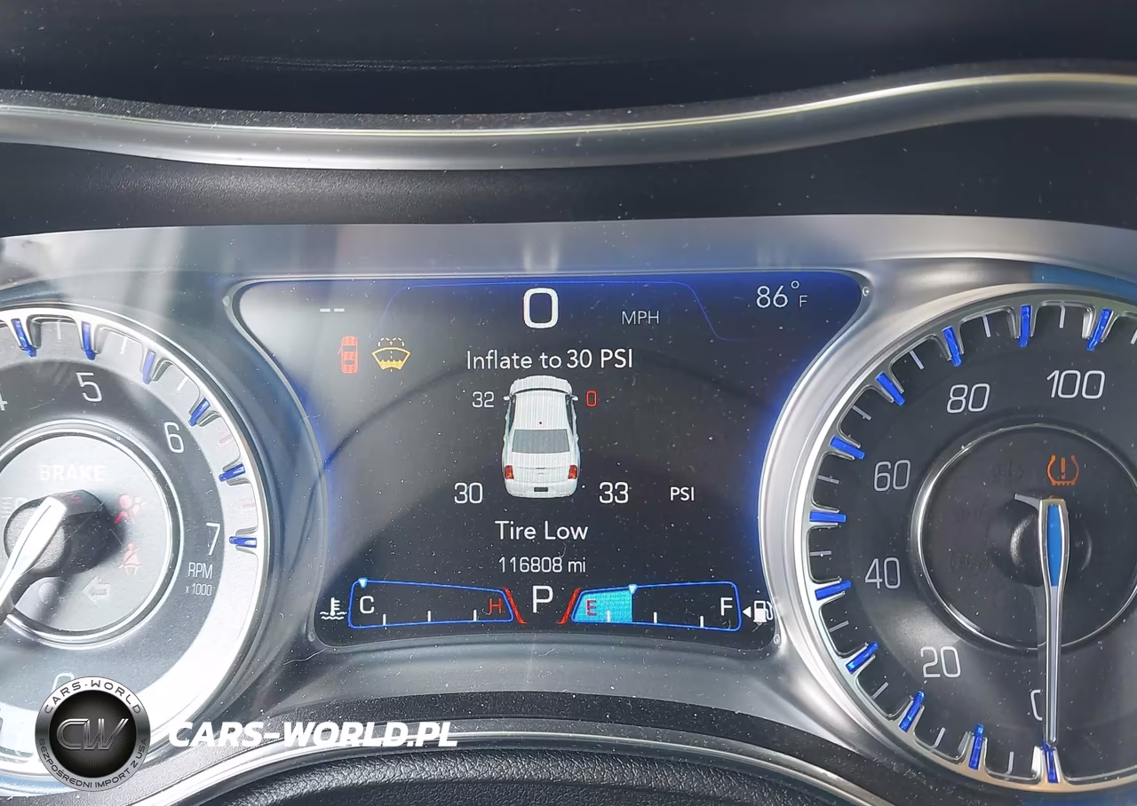2017 Chrysler 300C VIN:2C3CCAEG2HH570819 - 7