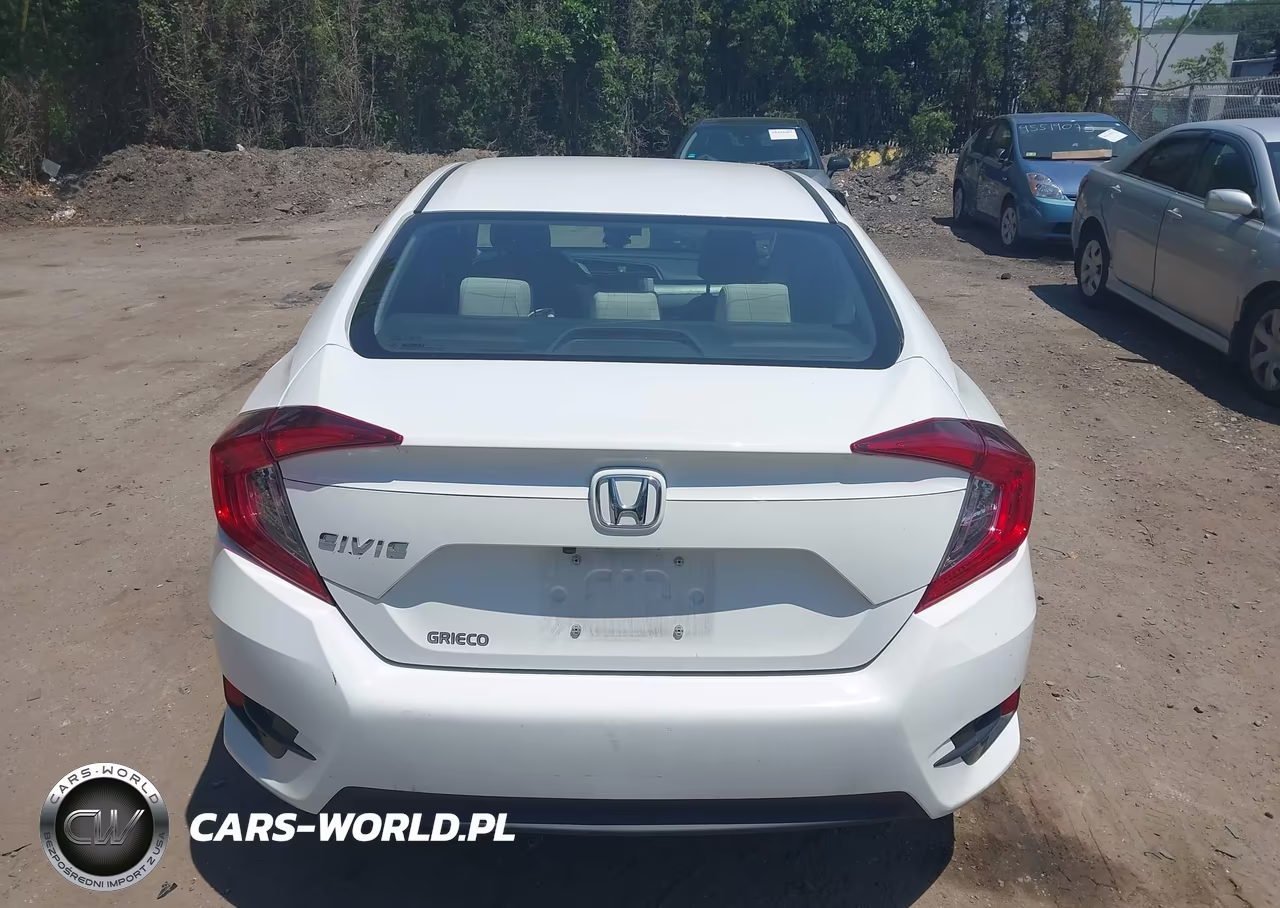 2018 Honda Civic Lx VIN:2HGFC2F6XJH605084 - 16