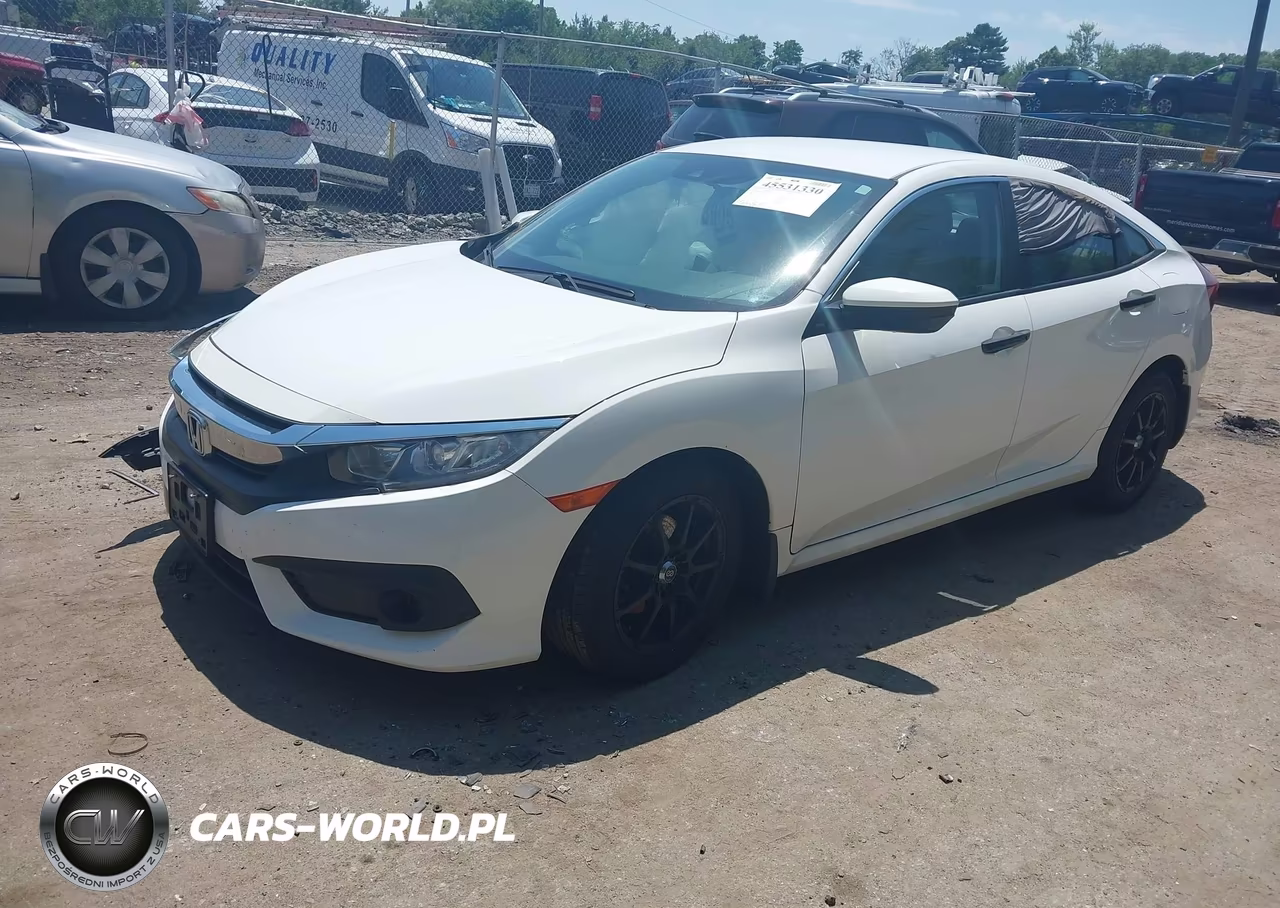 2018 Honda Civic Lx VIN:2HGFC2F6XJH605084 - 2