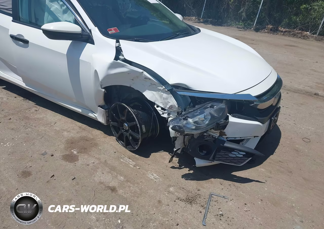 2018 Honda Civic Lx VIN:2HGFC2F6XJH605084 - 6