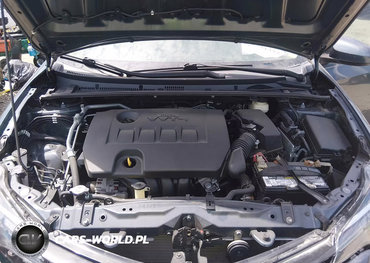 2018 Toyota Corolla Le VIN:2T1BURHE8JC096145 - 10
