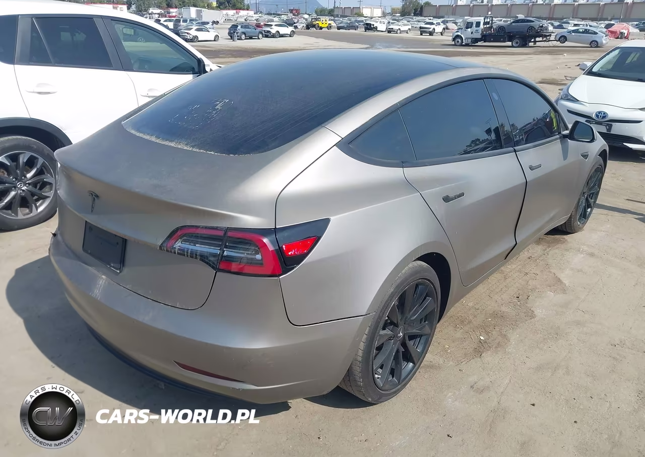 2020 Tesla Model 3 Standard Range Plus Rear-Wheel Drive-Standard Range Rear-Wheel Drive VIN:5YJ3E1EA9LF615643 - 4