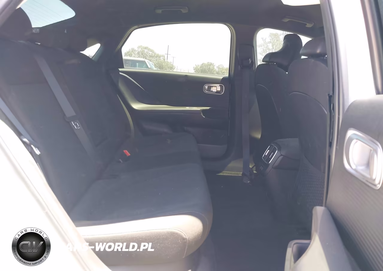 2025 Hyundai Ioniq 6 Se VIN:KMHM24AA6SA093917 - 8