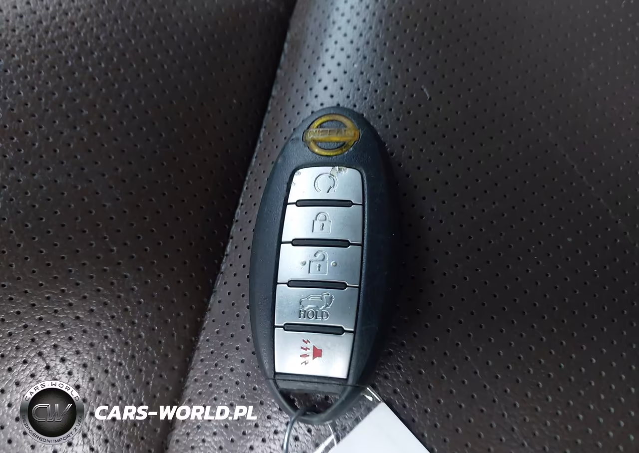 2018 Nissan Murano Platinum VIN:5N1AZ2MG4JN171590 - 11