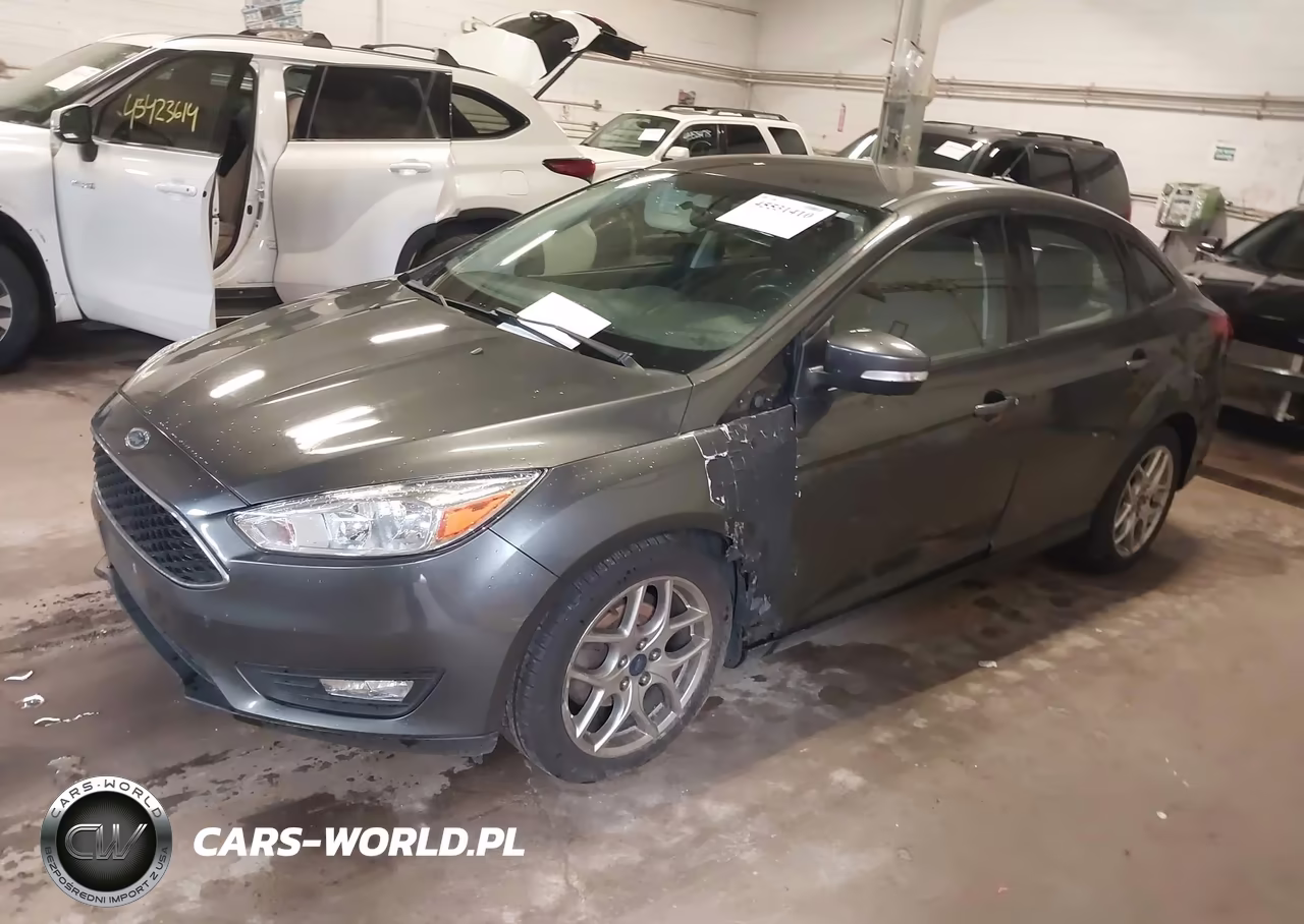 2015 Ford Focus Se VIN:1FADP3F21FL324594 - 2