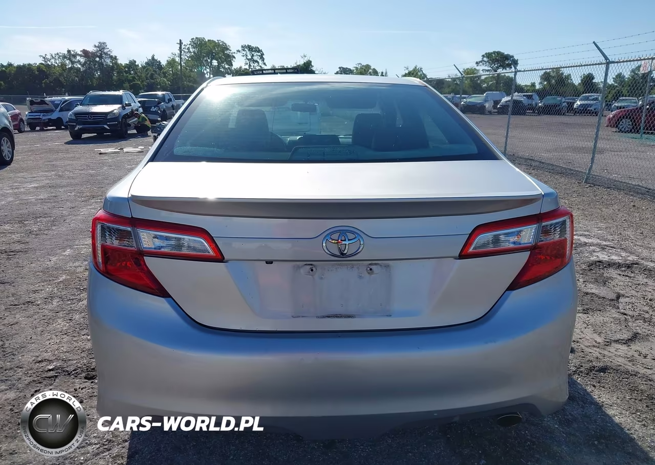 2014 Toyota Camry Se VIN:4T1BF1FKXEU389778 - 16