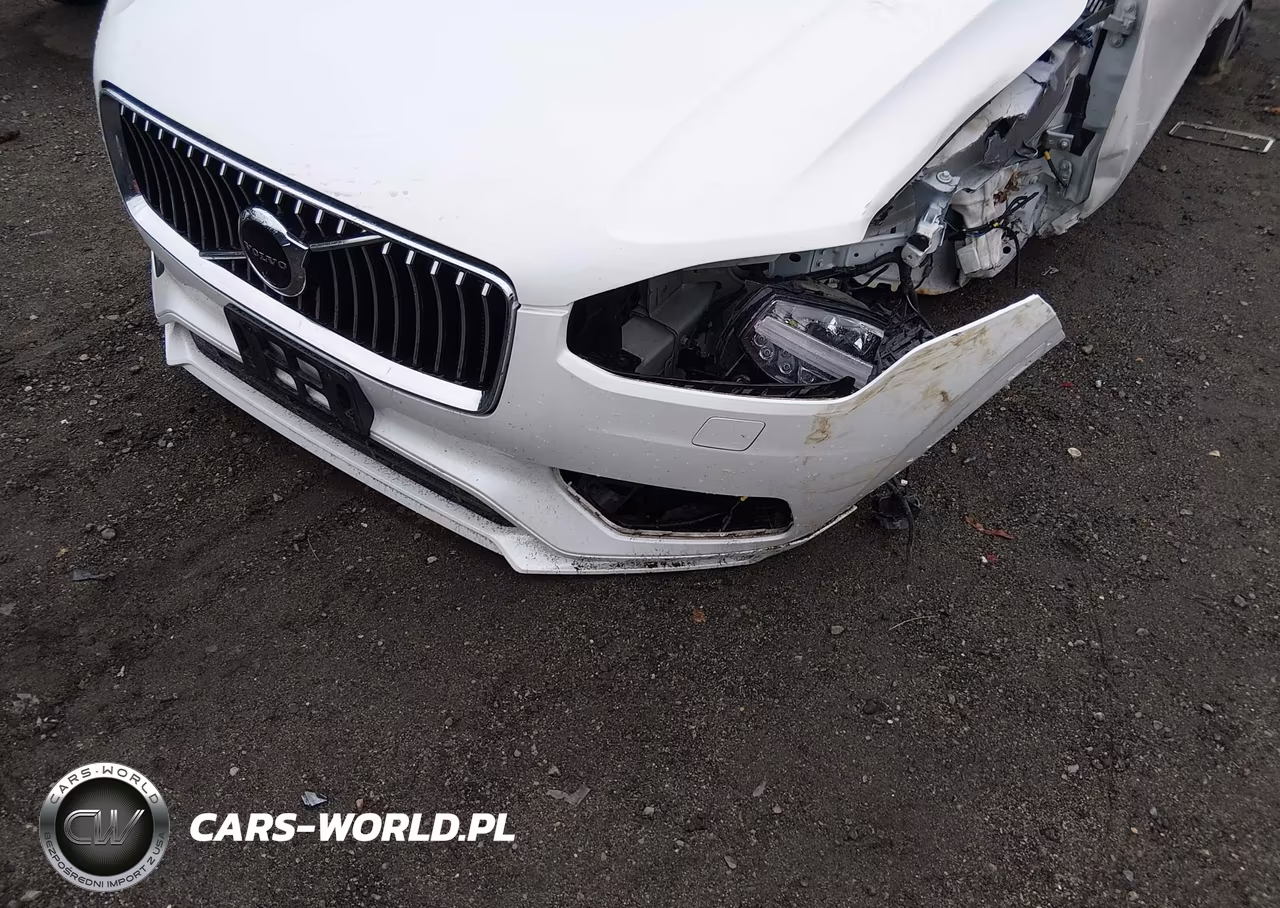 2020 Volvo Xc90 T6 Momentum 6 Passenger VIN:YV4A221K5L1595160 - 6