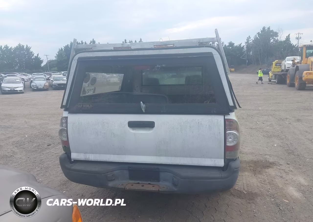 2010 Toyota Tacoma VIN:5TENX4CN9AZ724173 - 16