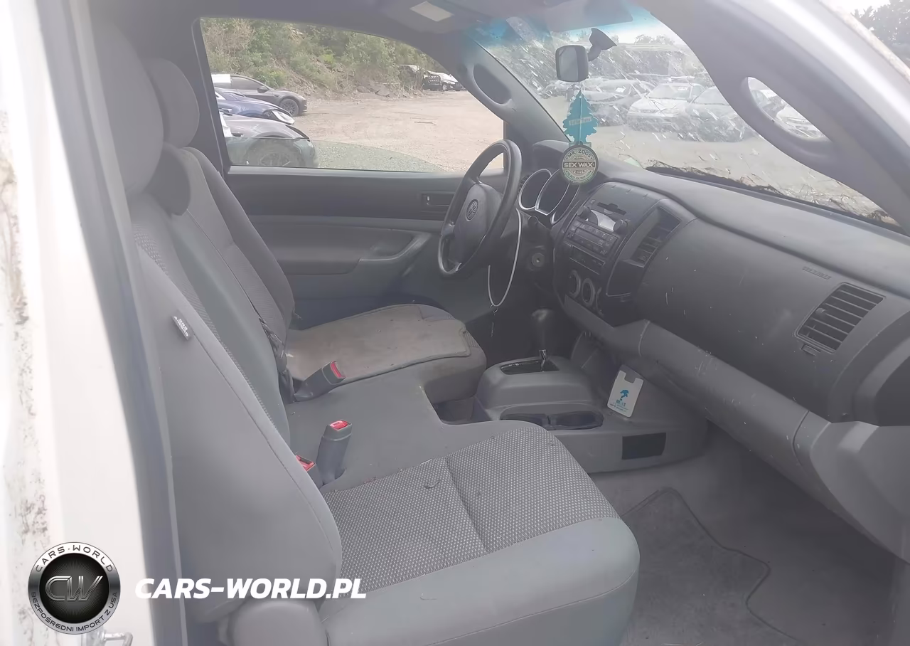 2010 Toyota Tacoma VIN:5TENX4CN9AZ724173 - 5