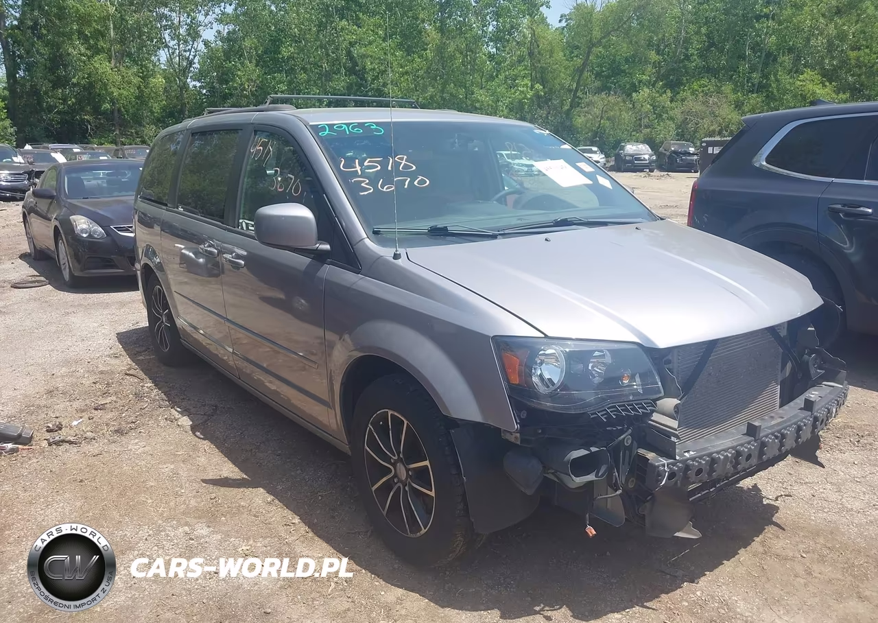 2015 Dodge Grand Caravan R-T