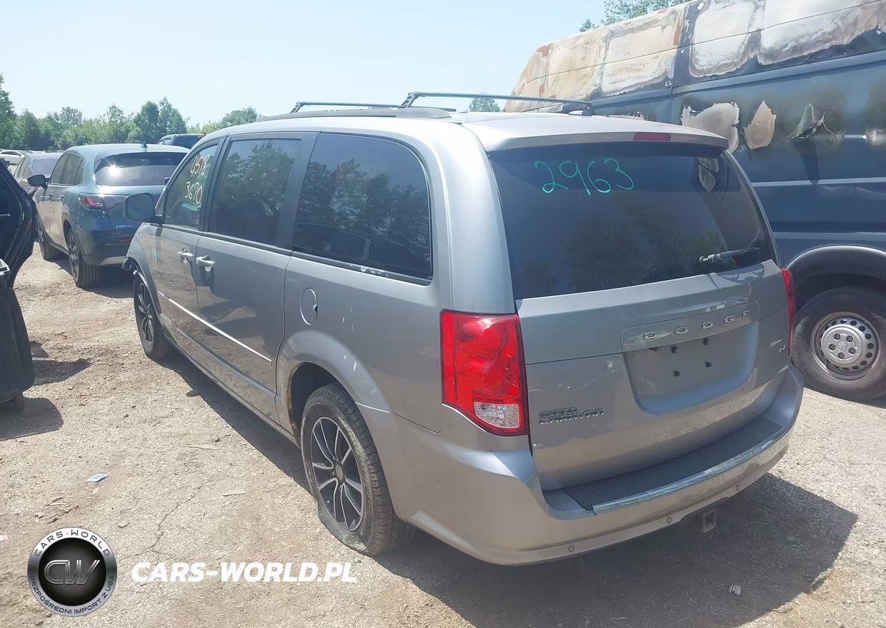 2015 Dodge Grand Caravan R-T VIN:2C4RDGEG2FR683859 - 3
