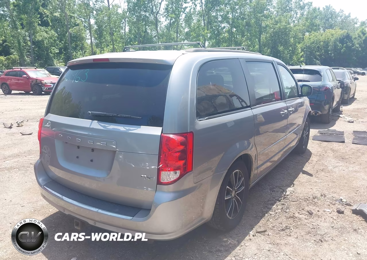 2015 Dodge Grand Caravan R-T VIN:2C4RDGEG2FR683859 - 4