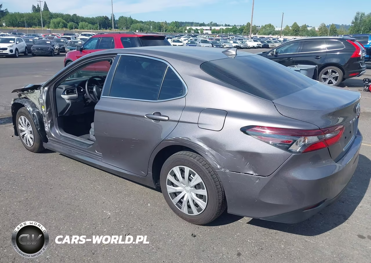 2021 Toyota Camry Le Hybrid VIN:4T1H31AK6MU562883 - 3
