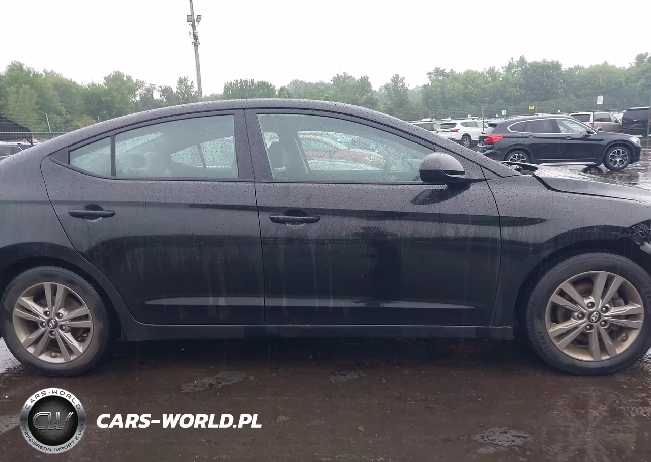 2018 Hyundai Elantra Value Edition VIN:5NPD84LF3JH287677 - 13