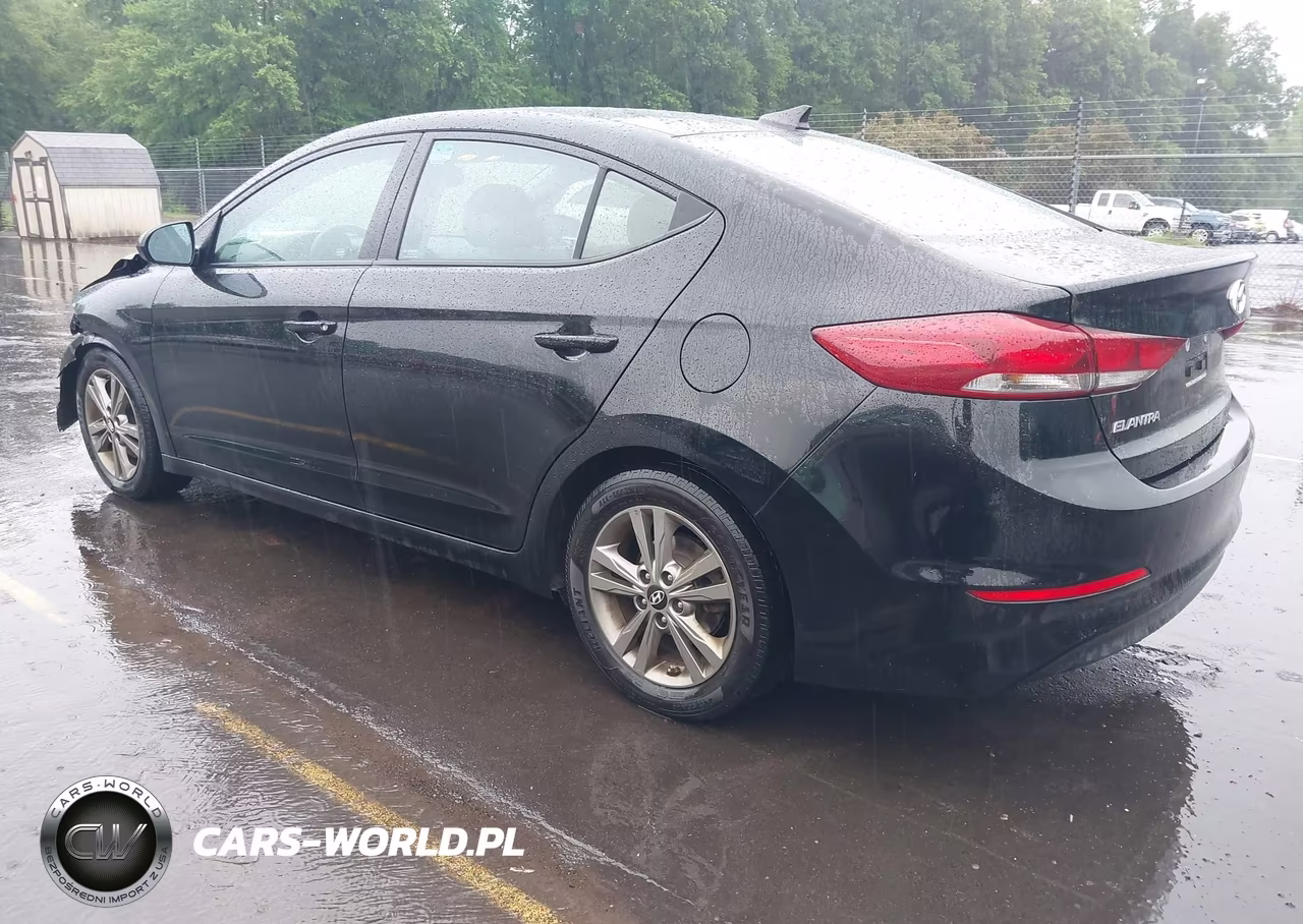 2018 Hyundai Elantra Value Edition VIN:5NPD84LF3JH287677 - 3