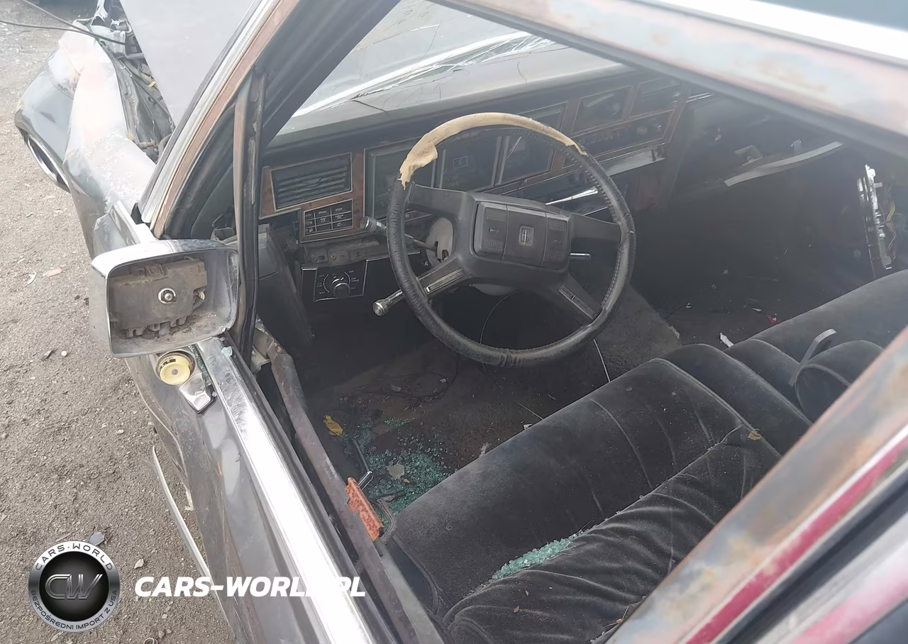 1985 Lincoln Town Car VIN:1LNBP96FXFY694688 - 17