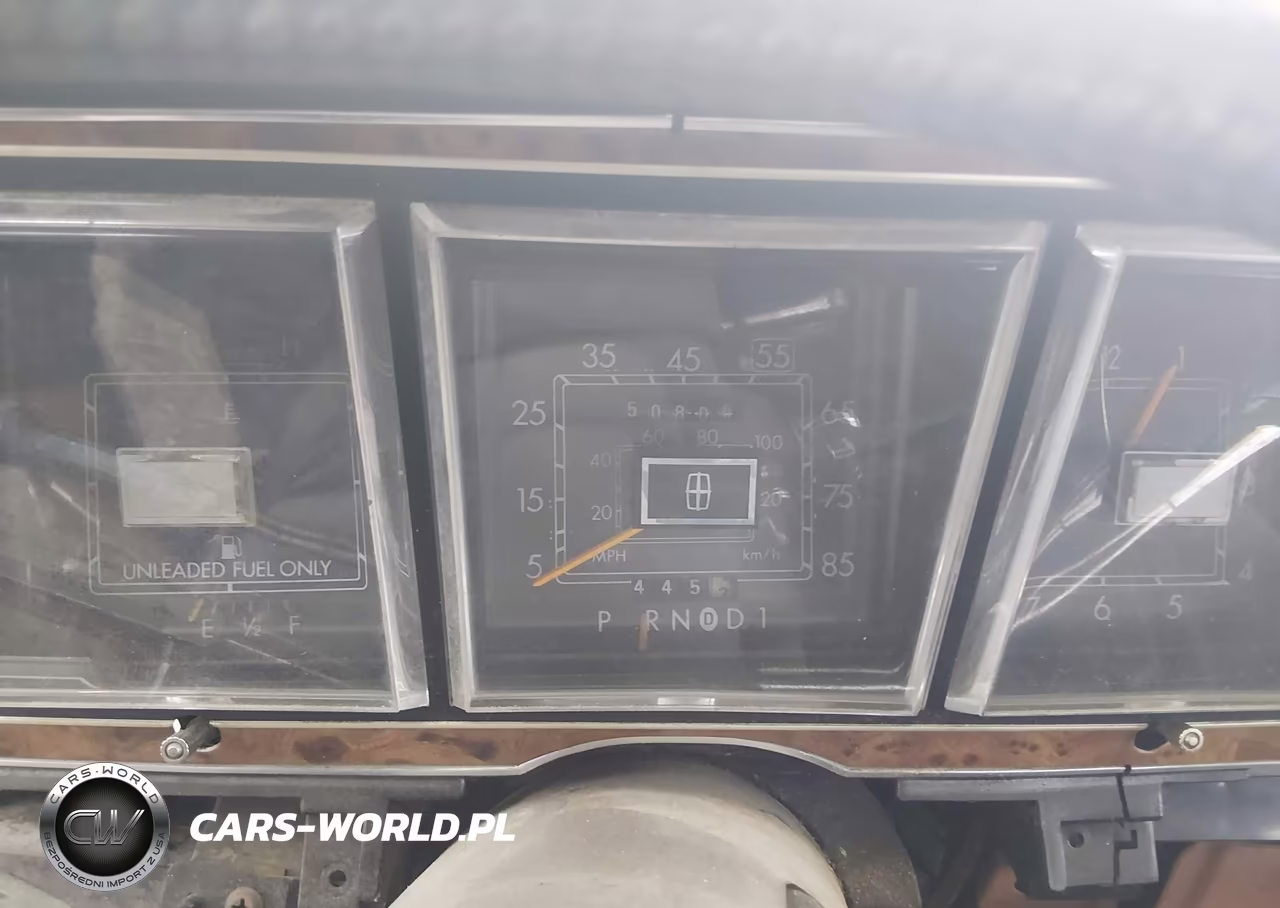 1985 Lincoln Town Car VIN:1LNBP96FXFY694688 - 7
