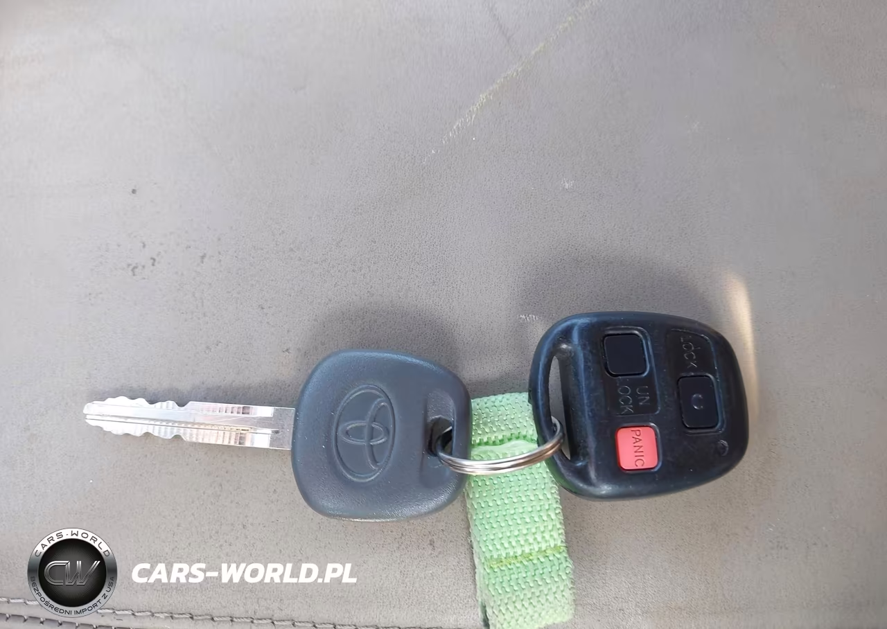 1999 Toyota Land Cruiser VIN:JT3HT05J0X0055574 - 11