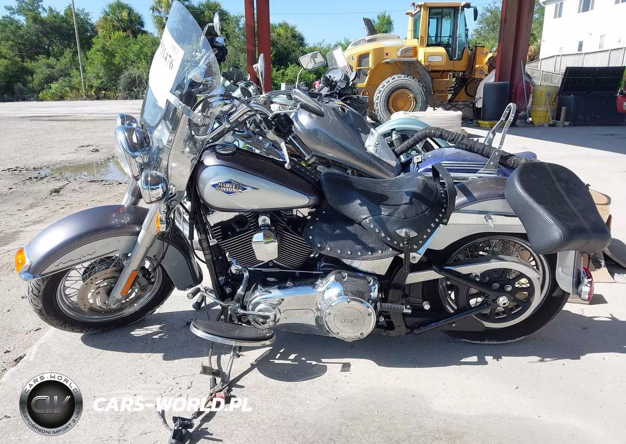 2014 Harley-Davidson Flstc Heritage Softail Classic VIN:1HD1BWV13EB048198 - 14