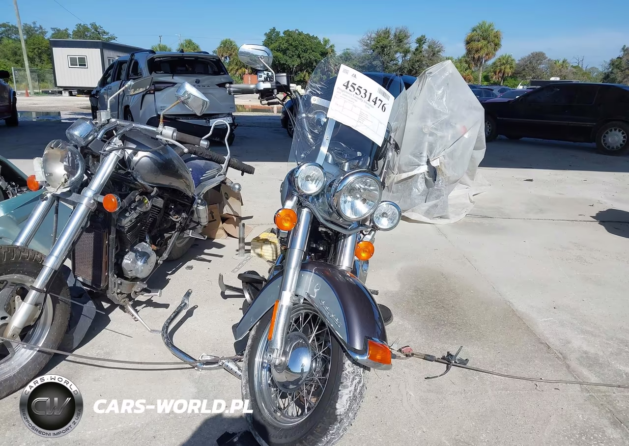 2014 Harley-Davidson Flstc Heritage Softail Classic VIN:1HD1BWV13EB048198 - 5