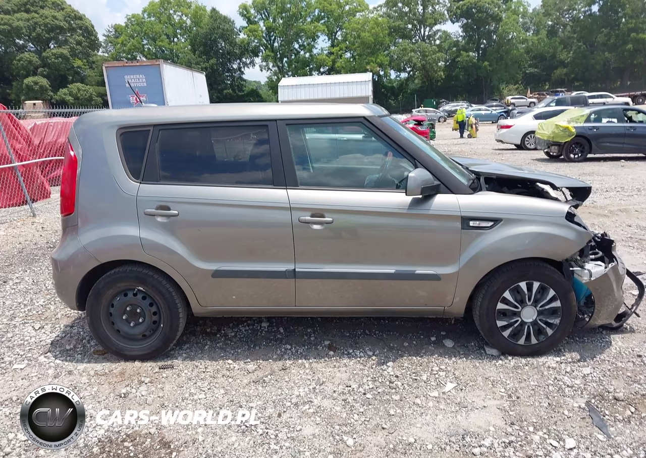 2013 Kia Soul VIN:KNDJT2A51D7507391 - 13