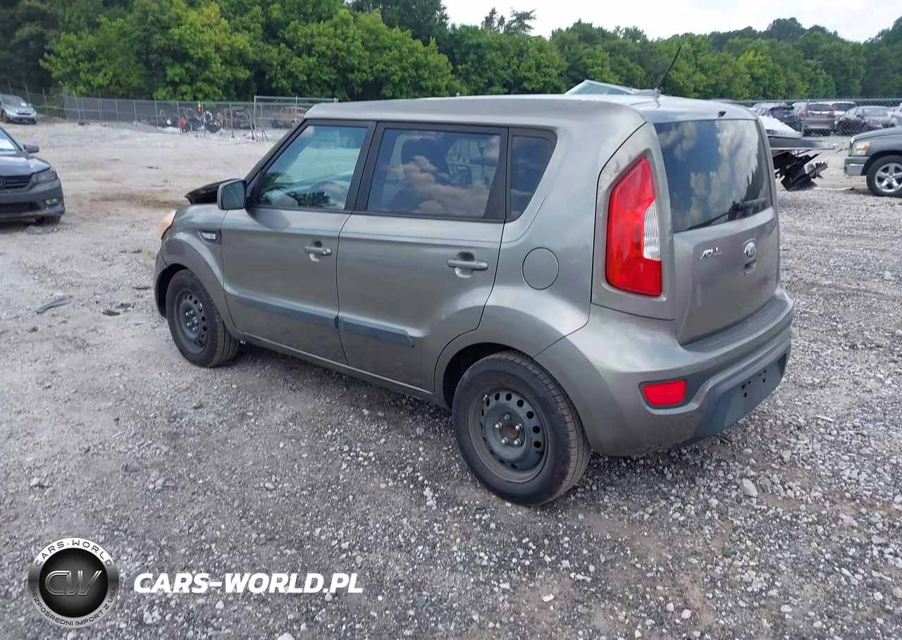 2013 Kia Soul VIN:KNDJT2A51D7507391 - 3