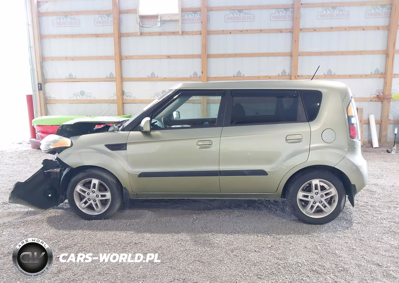2010 Kia Soul + VIN:KNDJT2A27A7170677 - 15