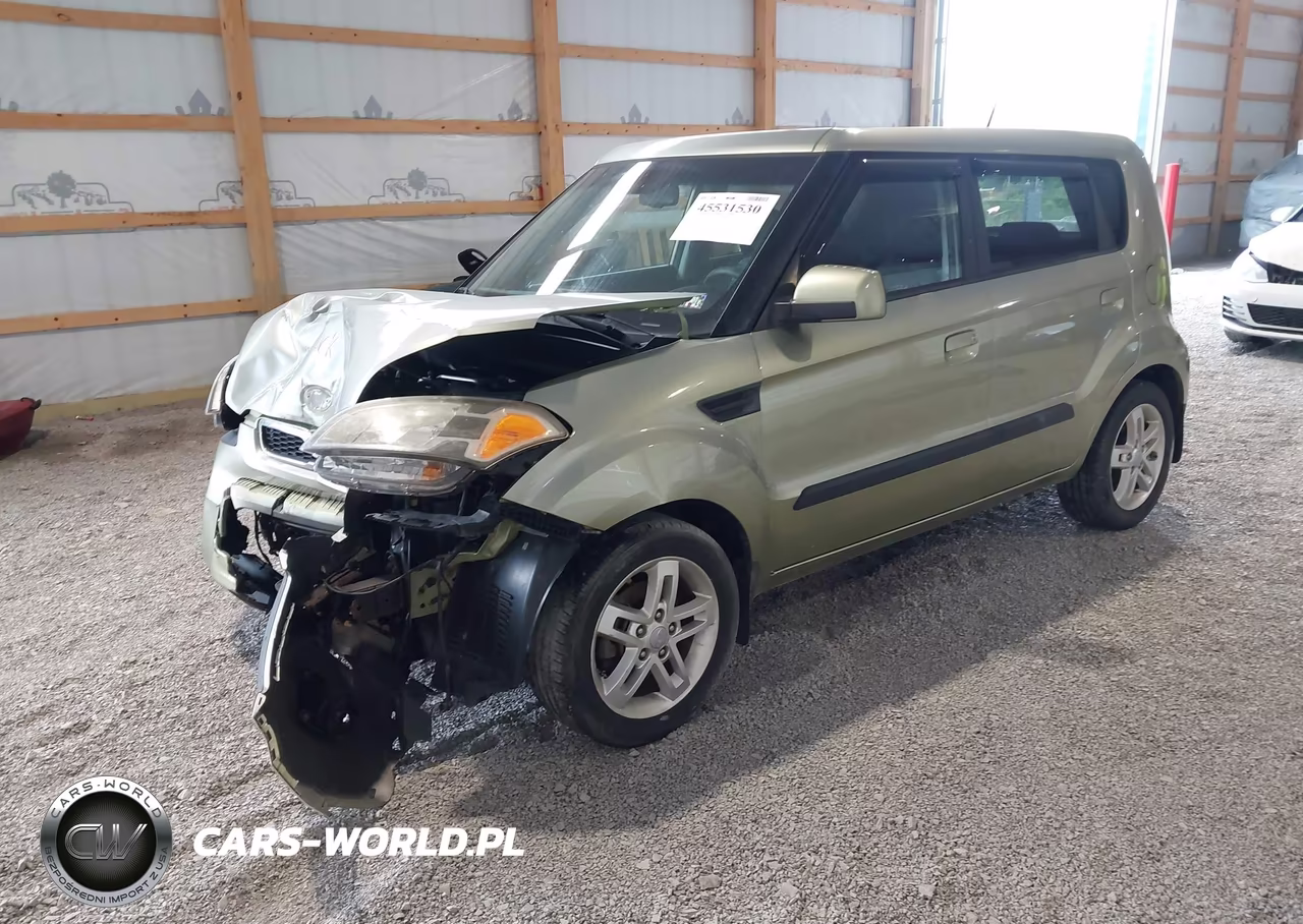 2010 Kia Soul + VIN:KNDJT2A27A7170677 - 2