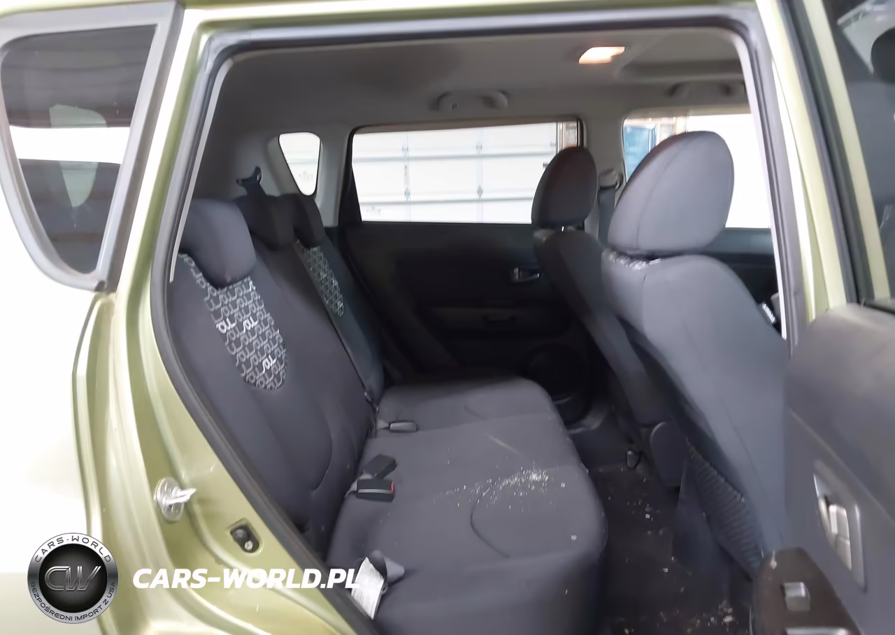 2010 Kia Soul + VIN:KNDJT2A27A7170677 - 8