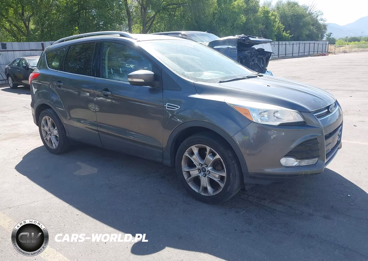 2015 Ford Escape Titanium – zdjęcie 1 z 16