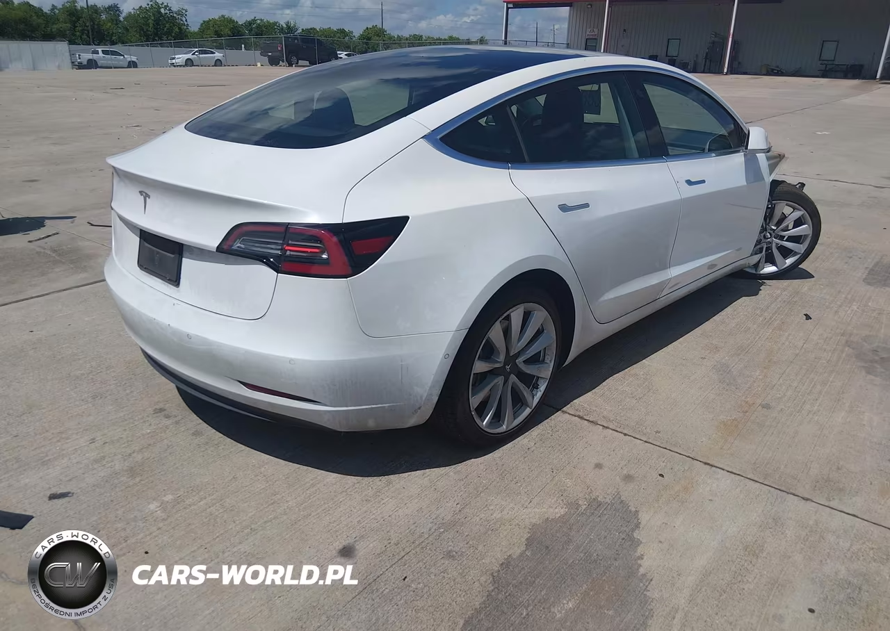 2019 Tesla Model 3 VIN:5YJ3E1EA8KF332133 - 4