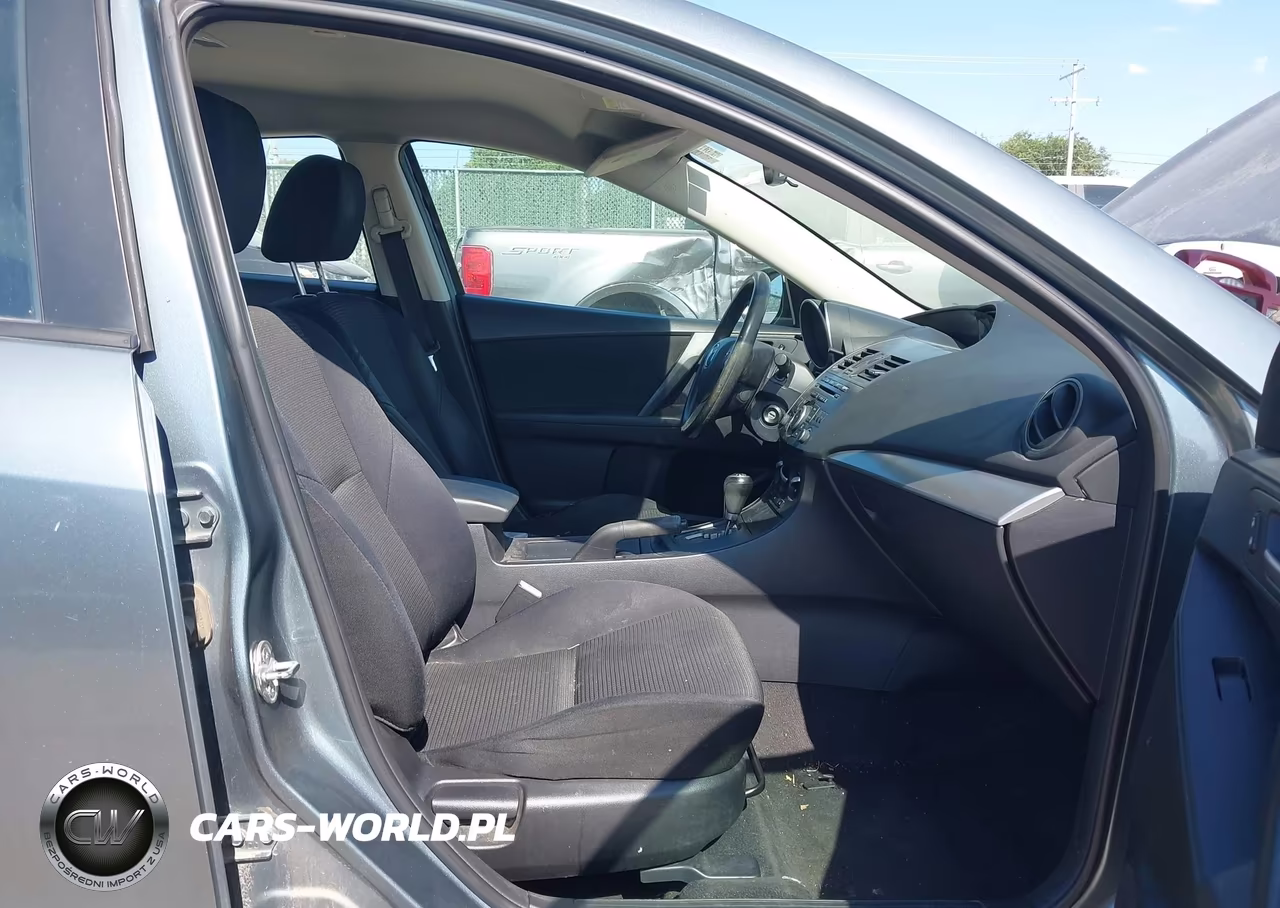 2013 Mazda Mazda3 I Sport VIN:JM1BL1UP5D1759756 - 5