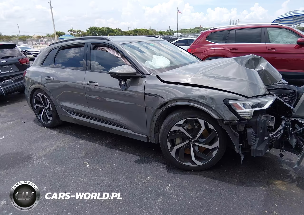 2024 Audi Q8 E-Tron Premium Plus Quattro – zdjęcie 1 z 17