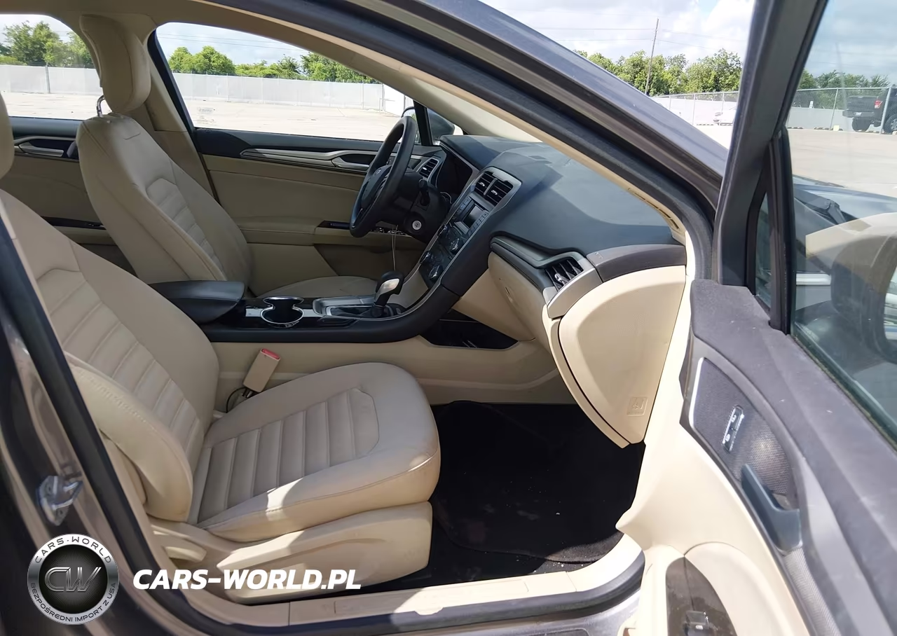 2014 Ford Fusion Se VIN:3FA6P0HDXER184700 - 5
