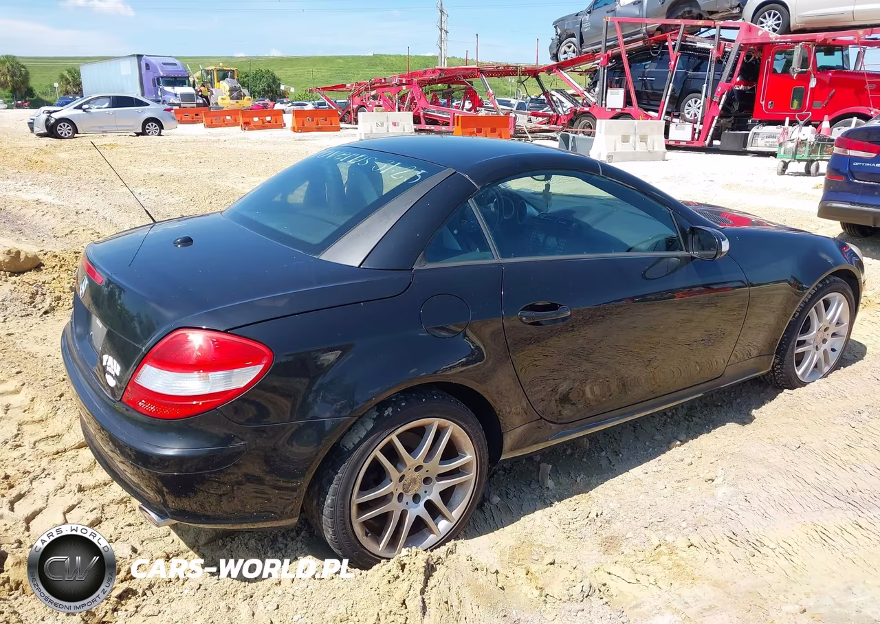 2007 Mercedes-Benz Slk 280 VIN:WDBWK54F57F158422 - 4