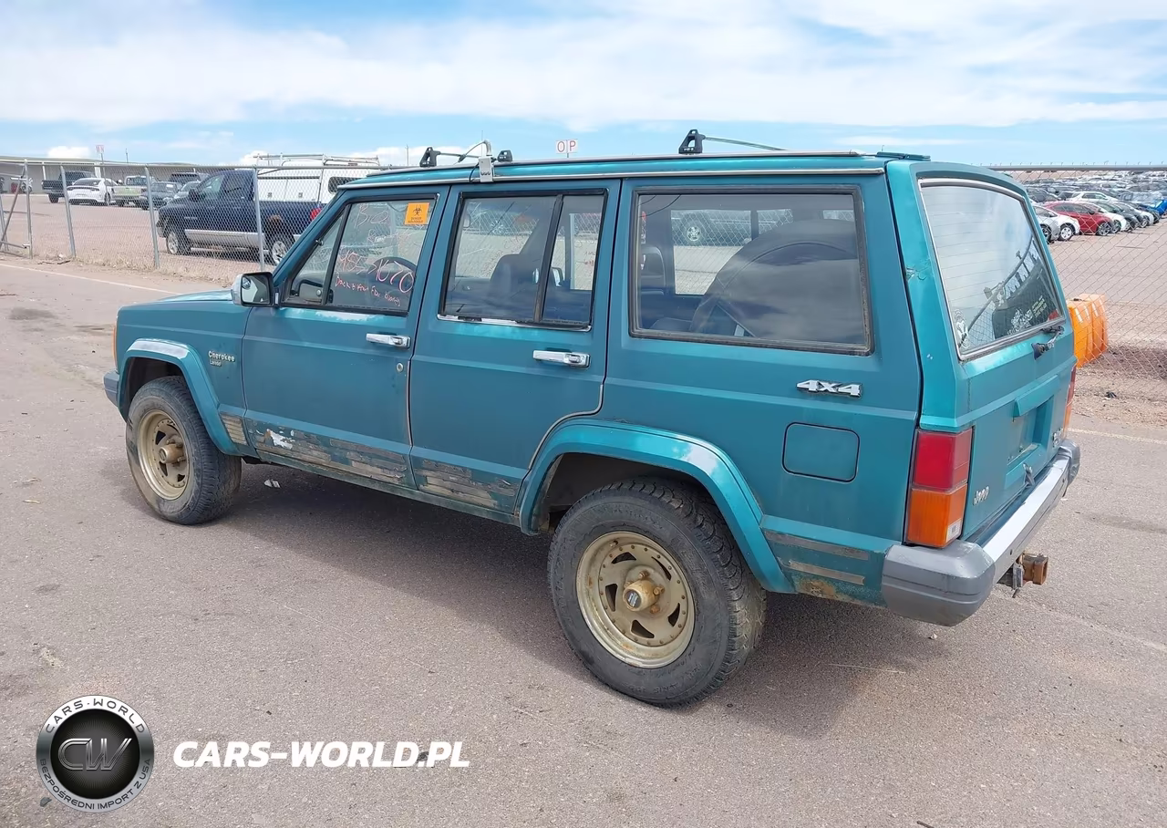 1988 Jeep Cherokee Laredo VIN:1JCML784XJT062755 - 3