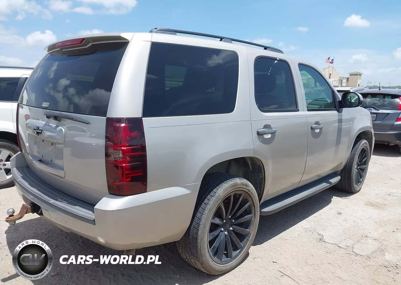 2009 Chevrolet Tahoe Ls VIN:1GNFC13C69R139546 - 4
