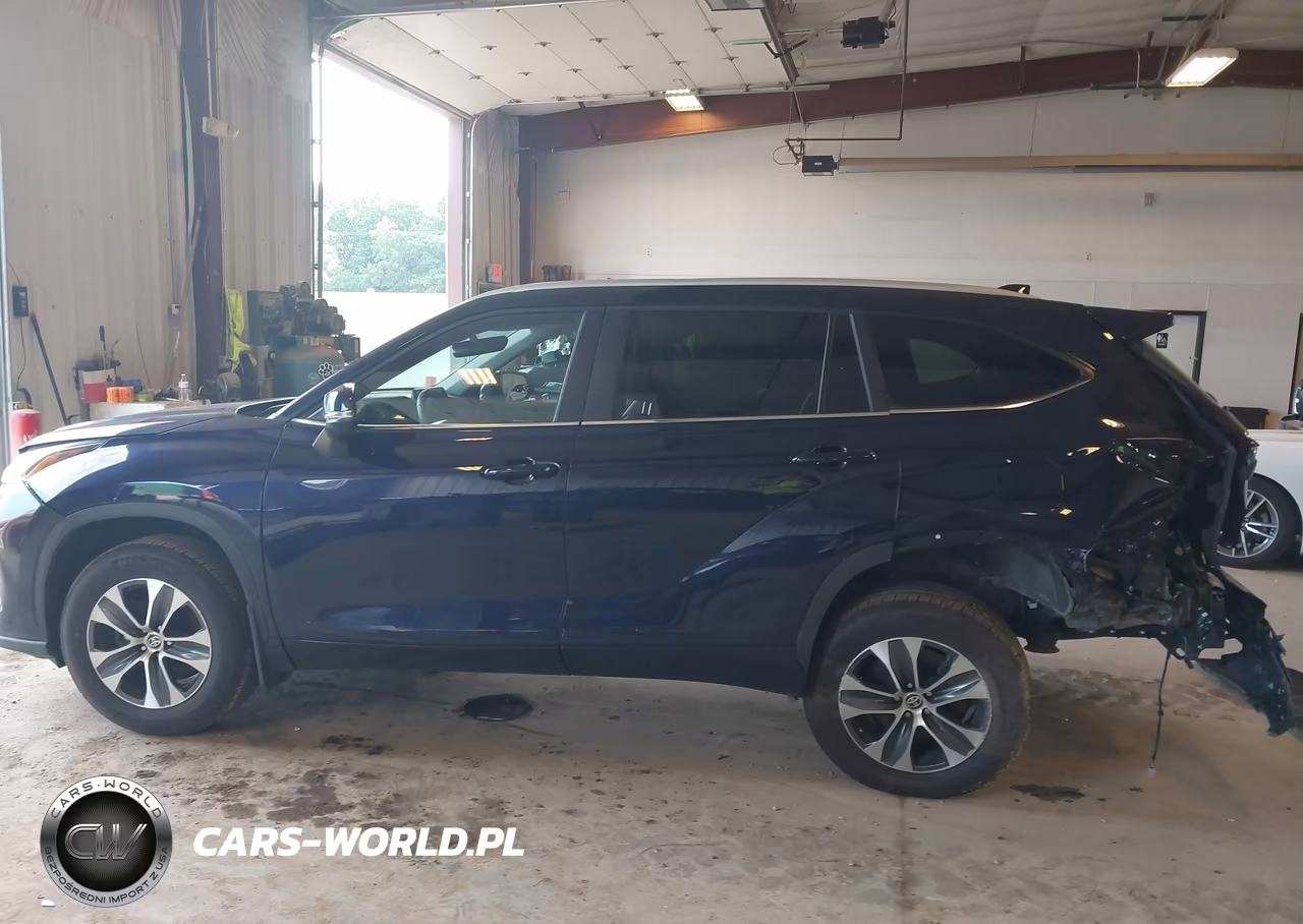 2026 Toyota Highlander Xle VIN:5TDKDRBH8TS602540 - 14