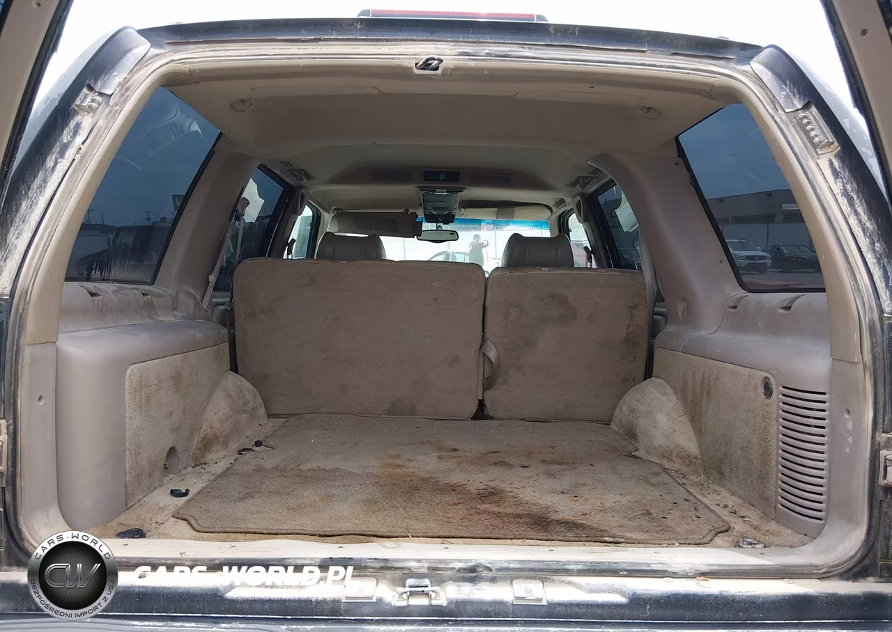 1999 GMC Denali VIN:1GKEK13R2XR907519 - 16