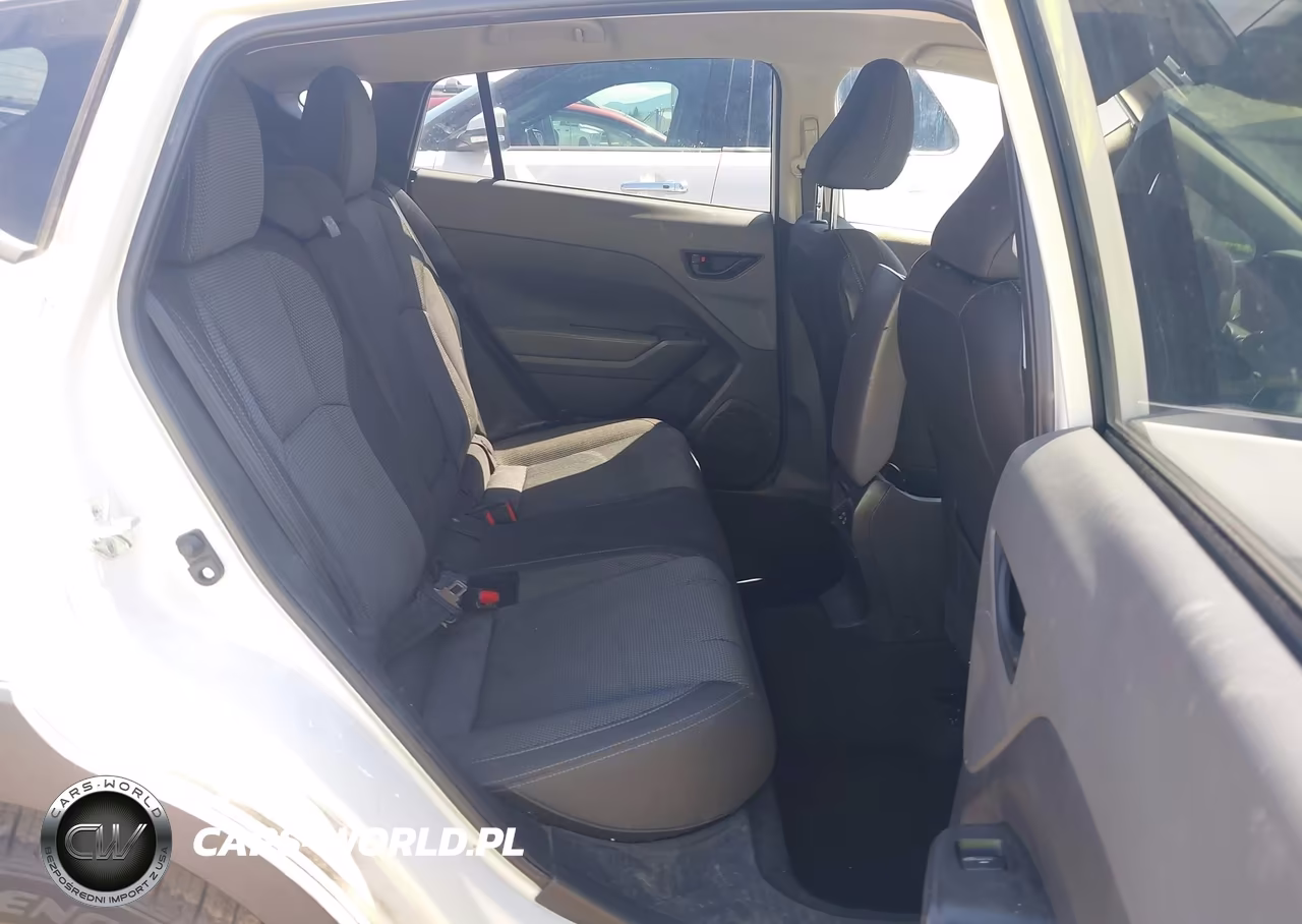 2024 Subaru Crosstrek Premium VIN:JF2GUADC8R8384445 - 8