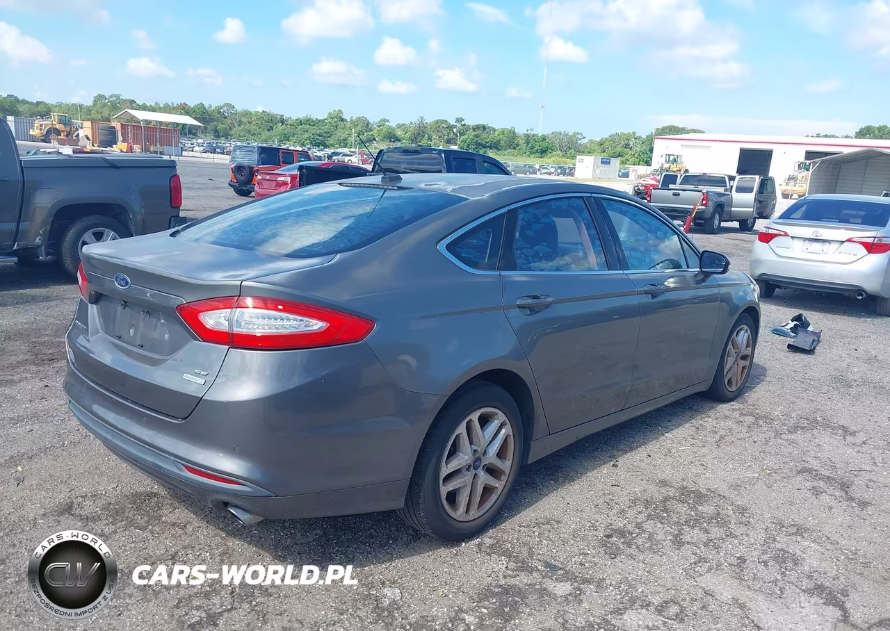 2014 Ford Fusion Se VIN:3FA6P0HD8ER132482 - 4