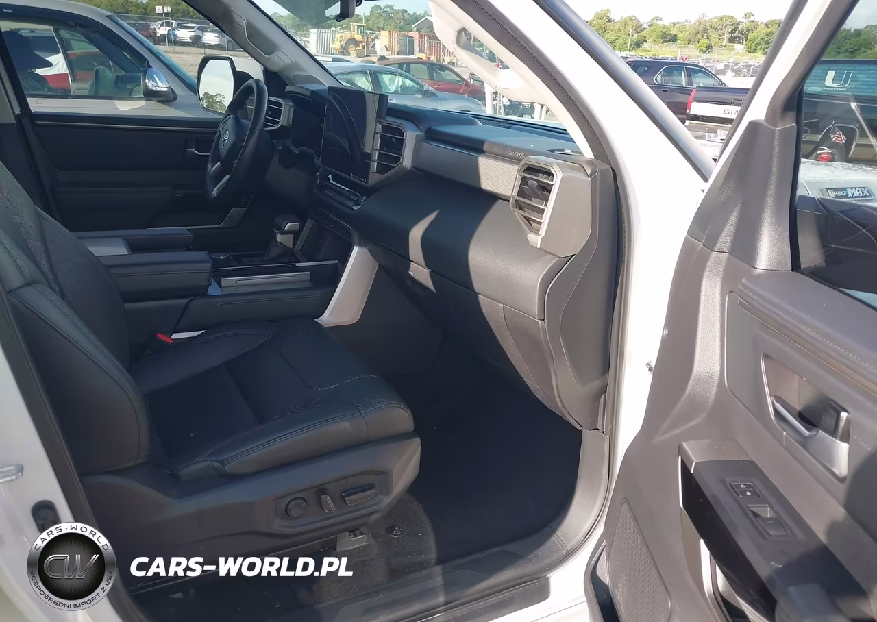 2024 Toyota Sequoia Limited VIN:7SVAAABA0RX032213 - 5