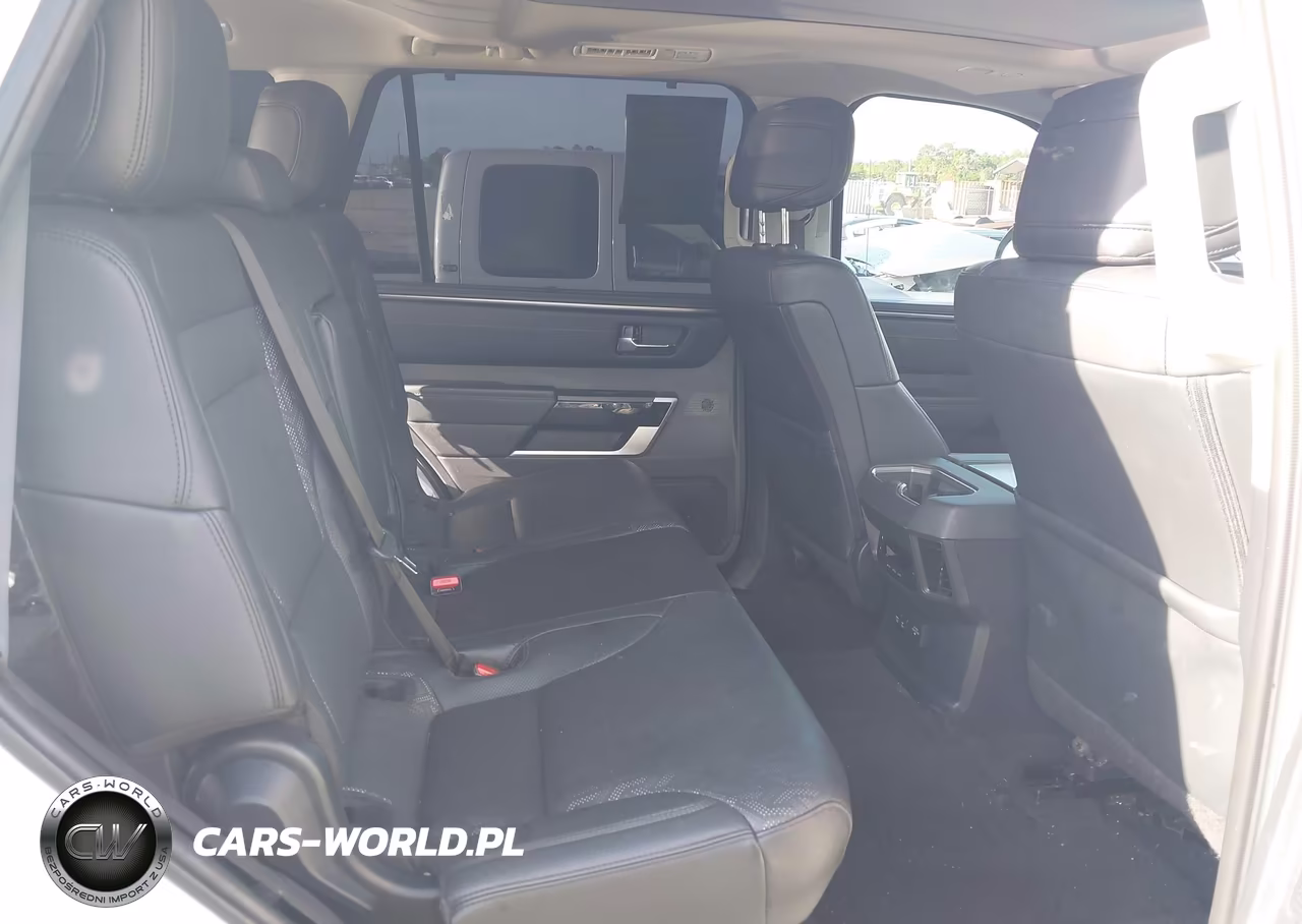 2024 Toyota Sequoia Limited VIN:7SVAAABA0RX032213 - 8